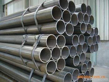 longitudinally-welded pipe