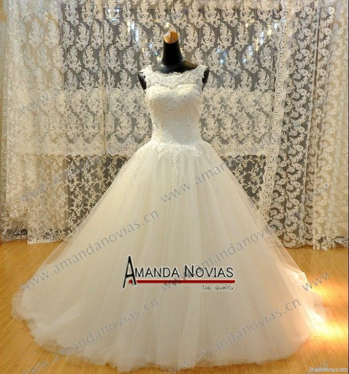 2013 Newest Designer Wedding Dresses Sleeveless Ball Gown Style