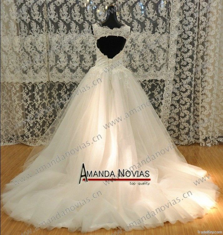 2013 Newest Designer Wedding Dresses Sleeveless Ball Gown Style