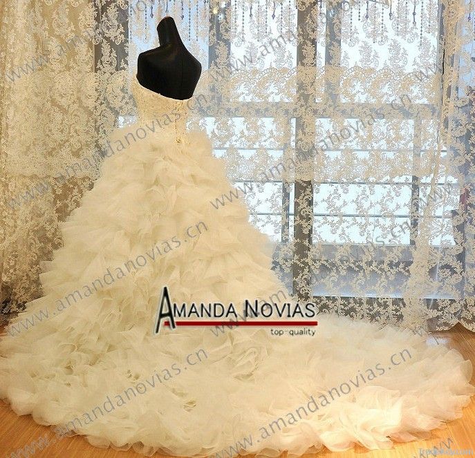 New Real Sample Ball Gown Organza Ruffles 2013 Bridal Dress