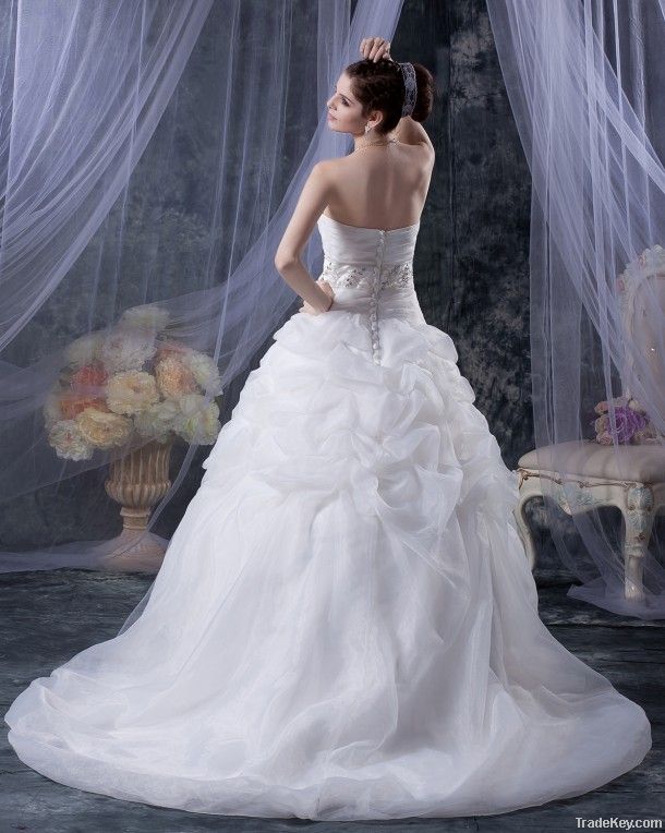 Elegant Organza Sweetheart Beading Ruffle Chapel Bridal Ball Gown Wedd