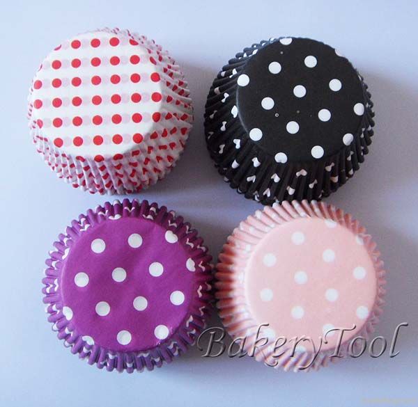 polka dots paper baking cups cupcake liners for wedding cake