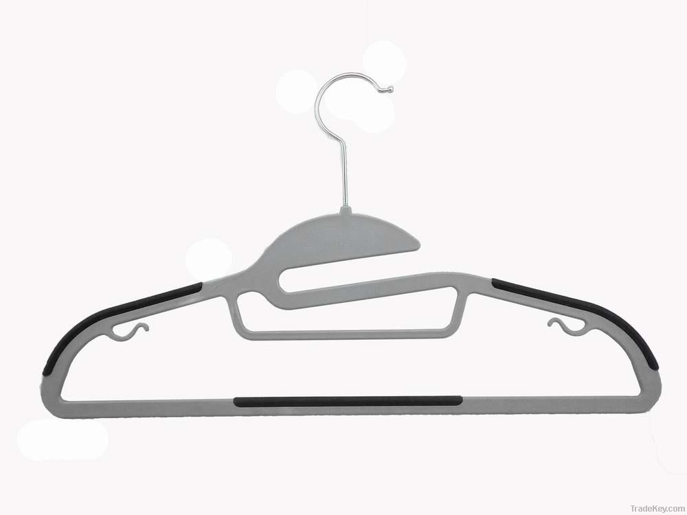 non-slip hanger