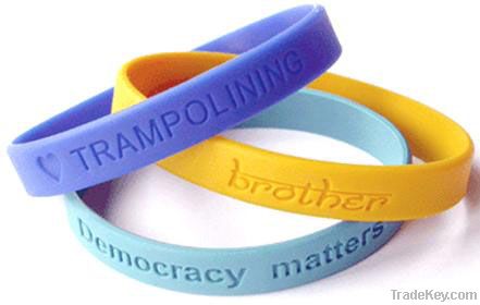 Cheap promotional debossed silicone wristband