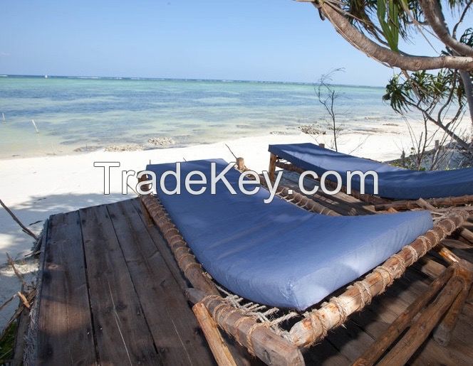 11 Rooms Bungalows in the Southeast of Zanzibar for Sale