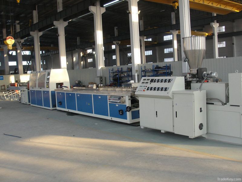 WPC extruder/wpc extrusion line