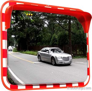 Convex traffic mirror