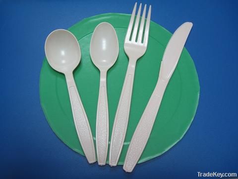 plastic tableware