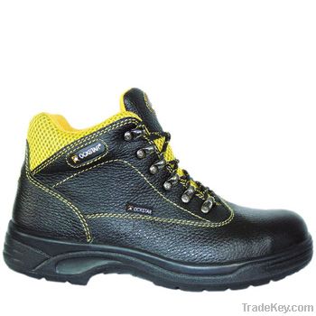 Industrial safety shoes