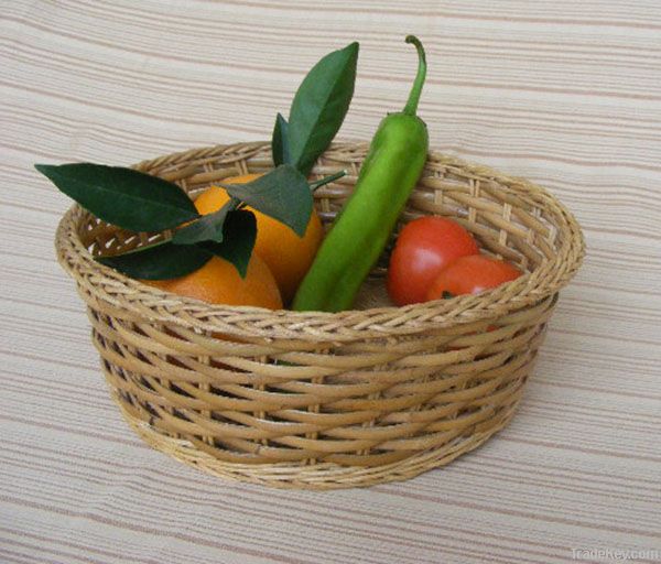 weaving rattan basket