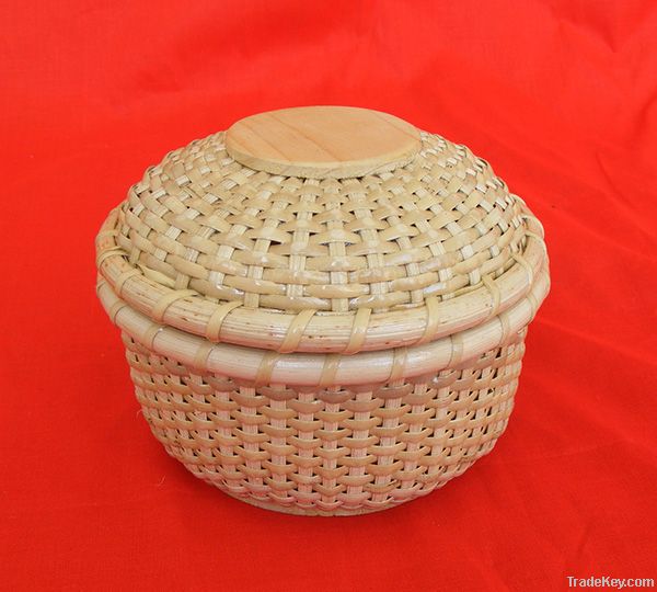 weaving rattan basket with lid