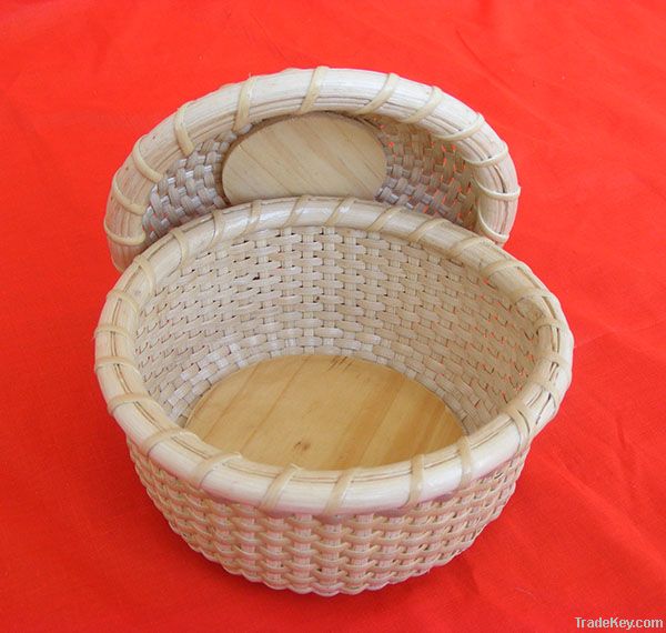 weaving rattan basket with lid