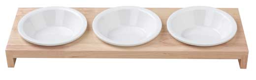 Porcelain snack trays with the wooden rack