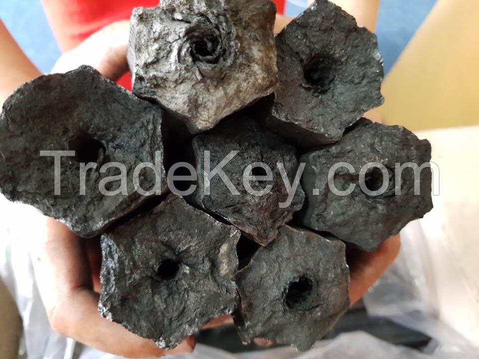 SAWDUST CHARCOAL - HEXAGONAL FOR GRILLING