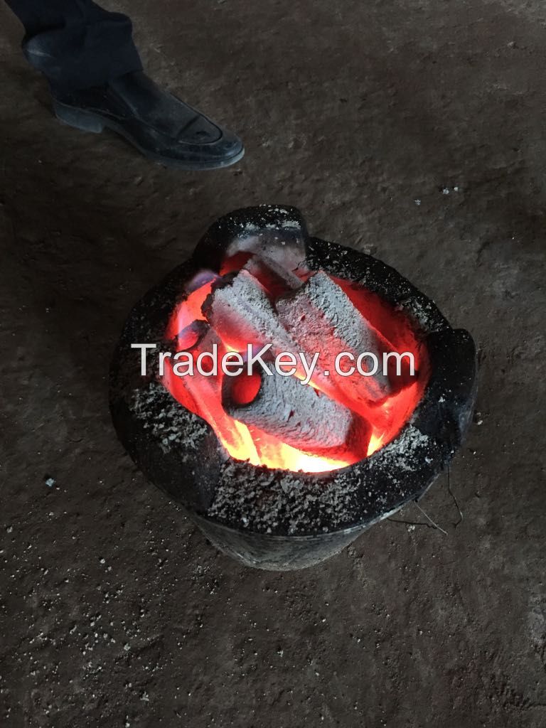 Sawdust briquette Charcoal/High Calorific and long burning time