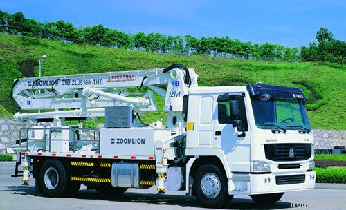 48m Truck-mounted Concrete Pump