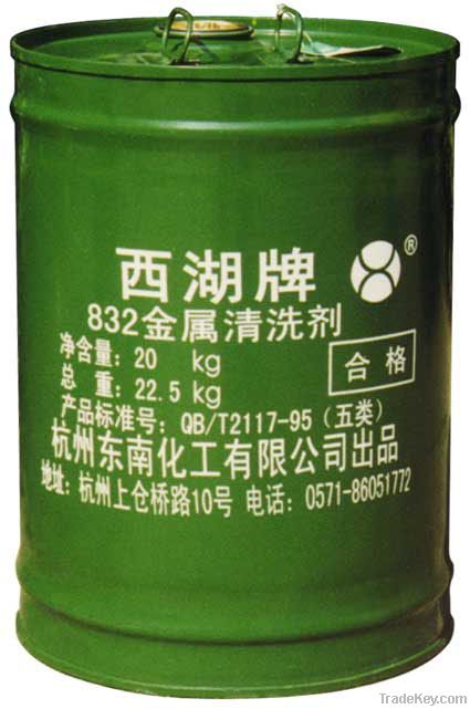 Industrial metal cleaning agent