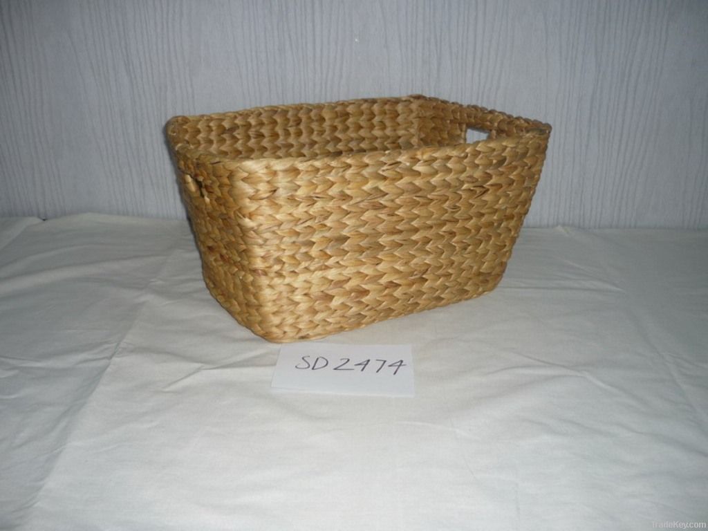 Water hyacinth basket