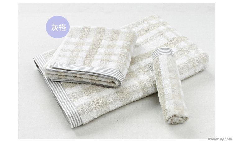 100% Yarn-dyed Jacquard Cotton Towel