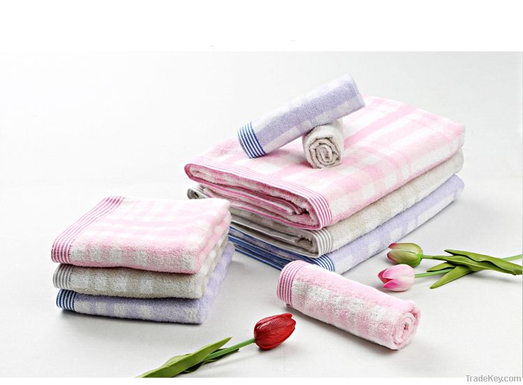 100% Yarn-dyed Jacquard Cotton Towel