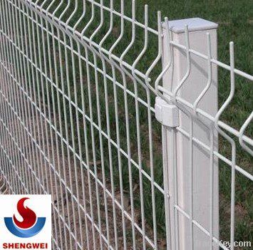 wire mesh fence