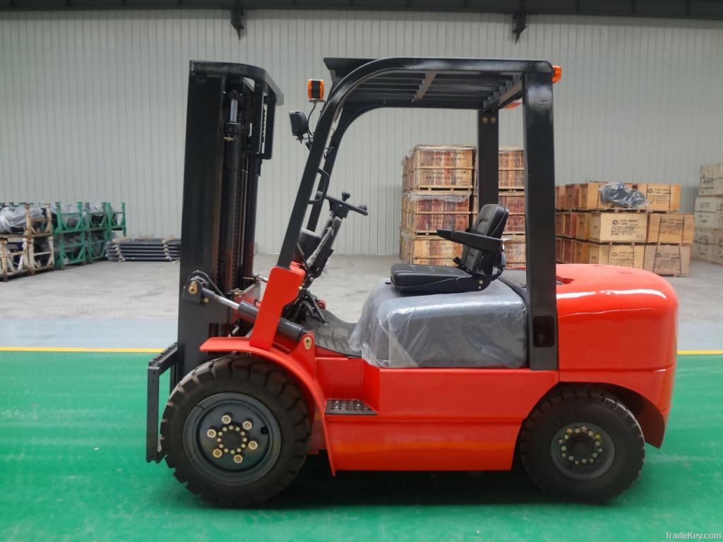 3T Diesel Forklift Truck with Good Quality