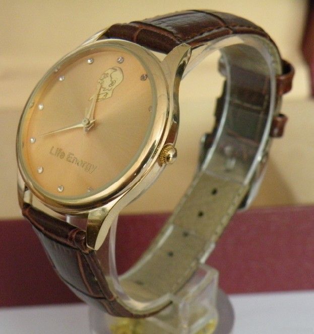 Have the vitality of natural alloy watch