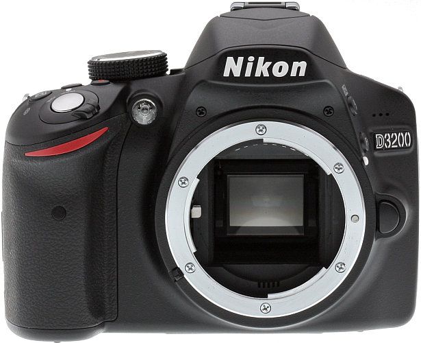 NlKON D3200 DSLR Digital SLR Camera