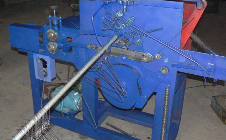 Clothes Wire Hanger Forming Machine