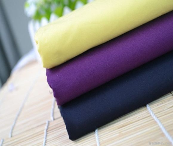 Dyed polyester poplin fabric 45*45 96*72 57/58, cheap lining fabric