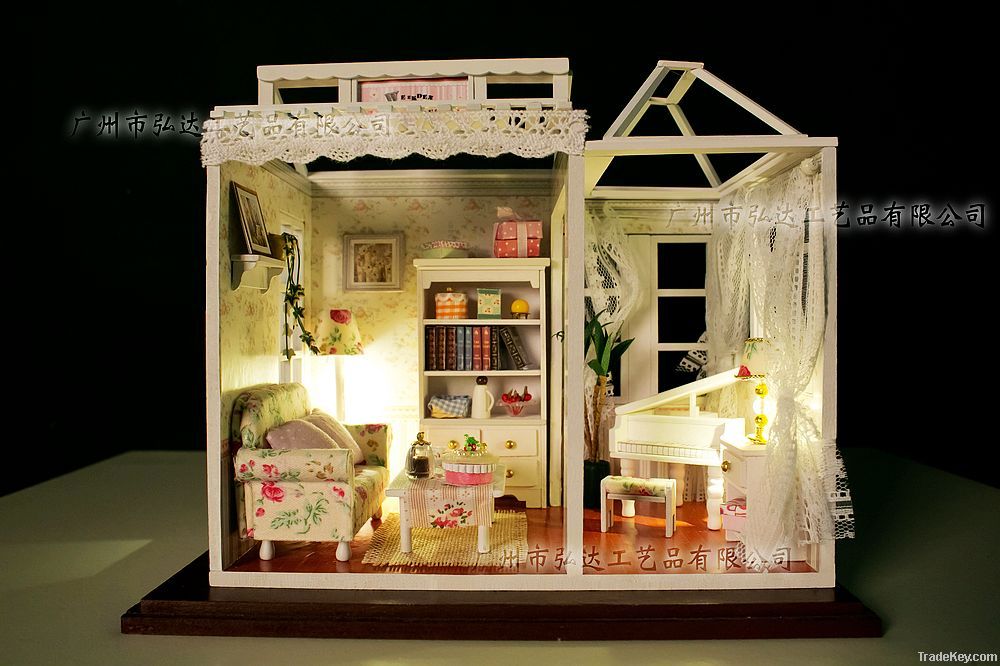 Hot selling diy dollhouse wooden miniature, kid craft toy house