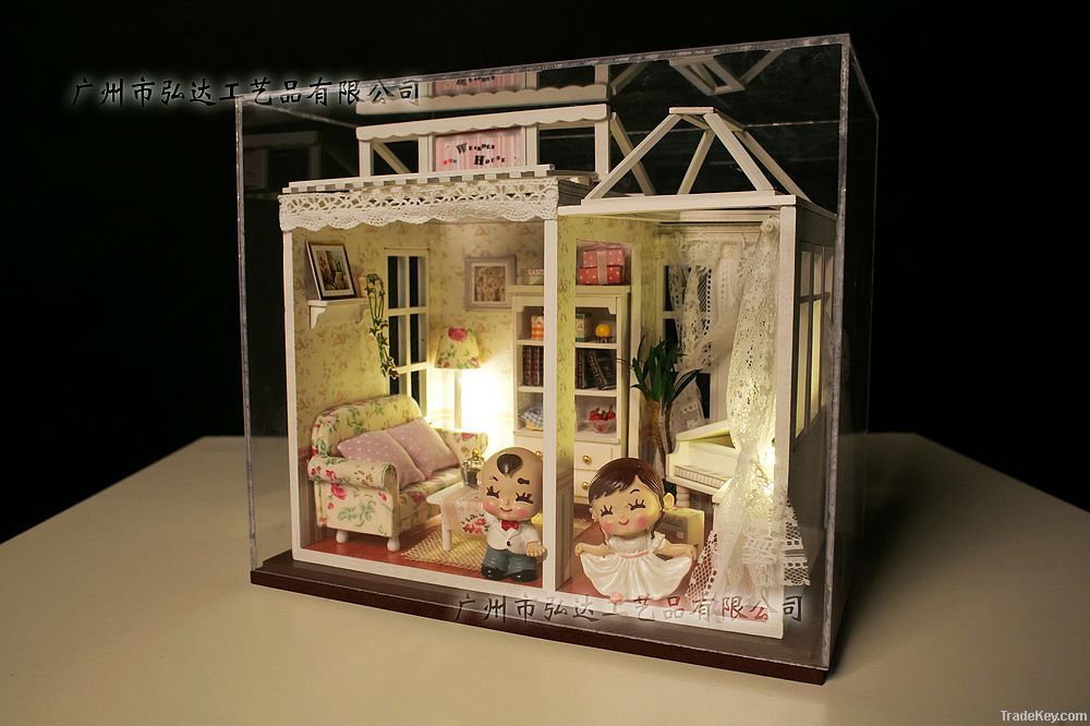 Hot selling diy dollhouse wooden miniature, kid craft toy house