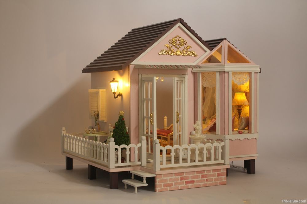 Fashion new diy model miniature dollhouse, funny wooden educational toy