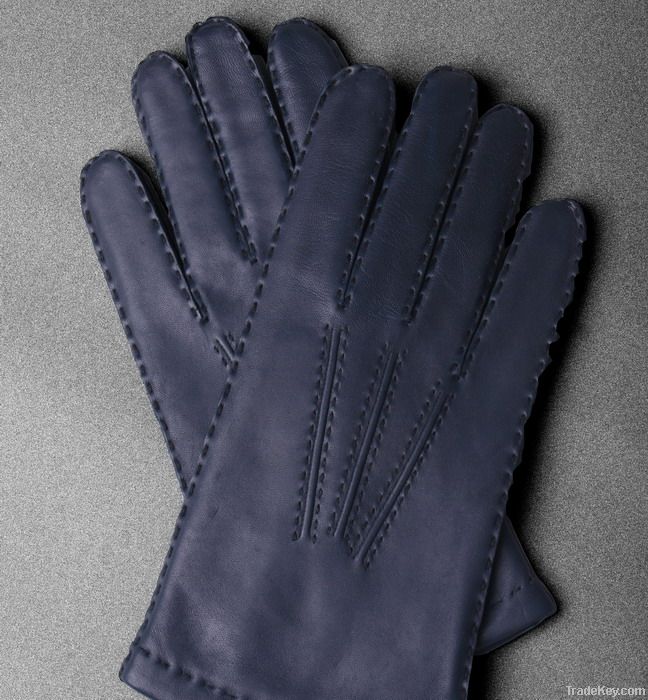 man&#039;s leather glove