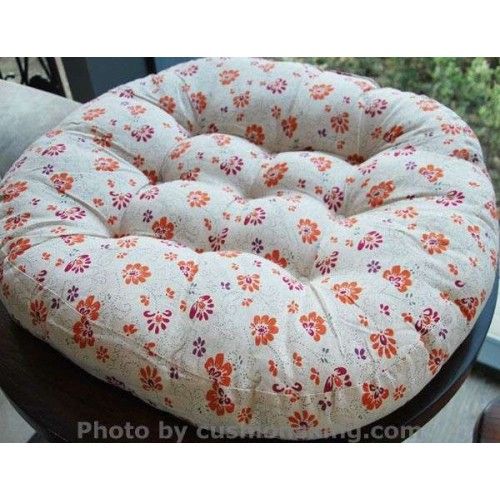 Warm florets circular futon cushion