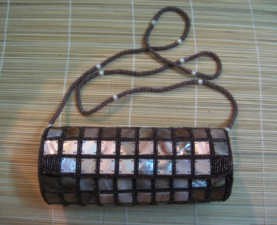 Shell Bag with Beaded String and Plastic Pearl