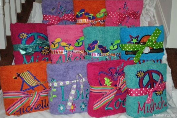 Personalized Embroidered Bath Towel