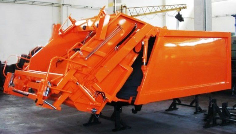Over Vehicle Garbage Compactor