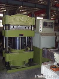 Computerised pressing machines for melamine tableware