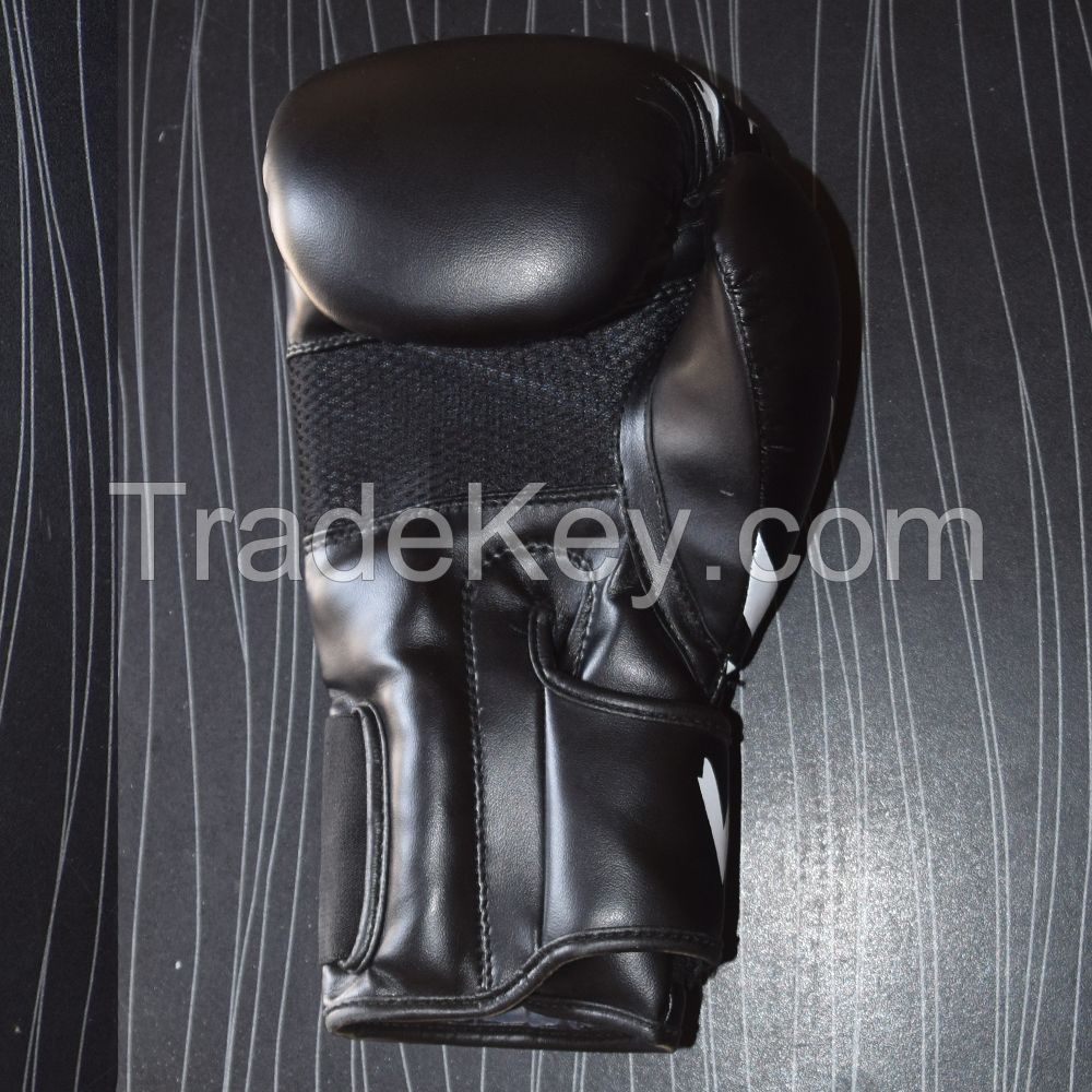 Black Leather Boxing Gloves Supplier