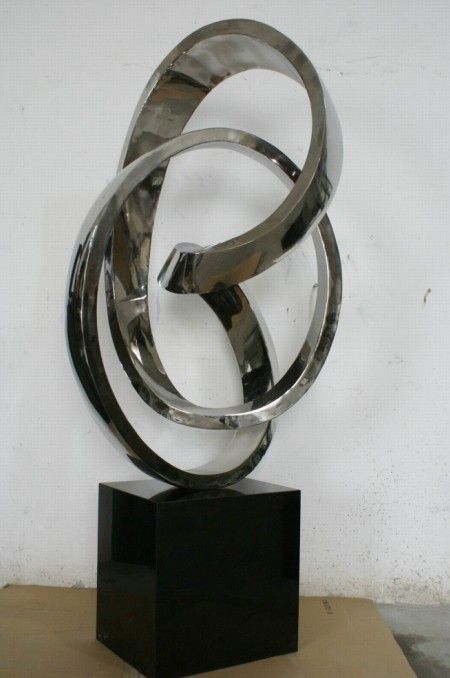 Large Scale Stainless Steel Sculpture