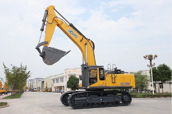 Large Excavator Series XE700C