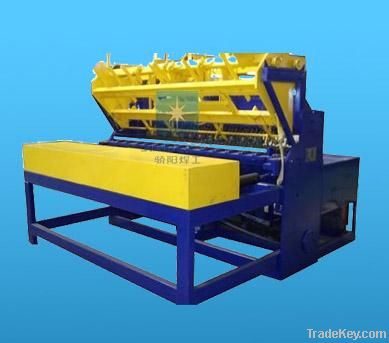 Welded mesh machine