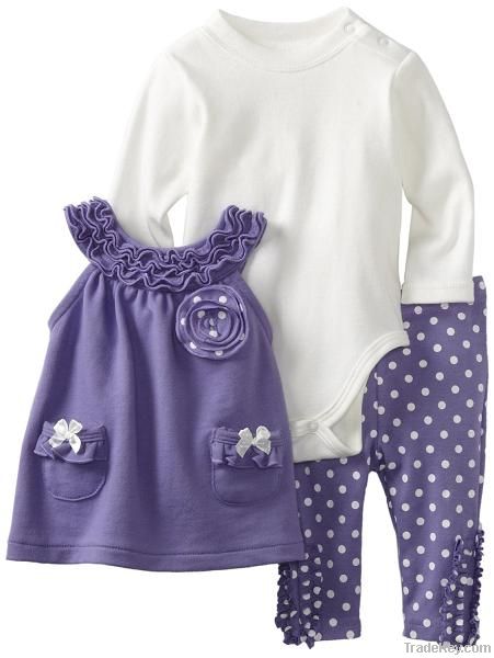 2013 cute and lovely baby clothing set