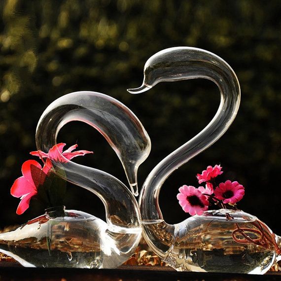 Glass Swan Sculpture