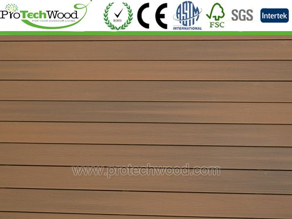 Capped WPC outdoor decking