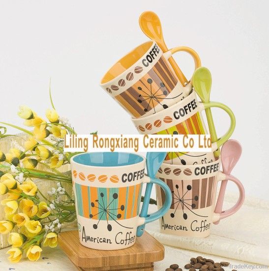 Color Glazed Ceramic Coffee mug with spoon