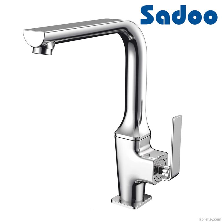 Single Handle Kitchen Faucet