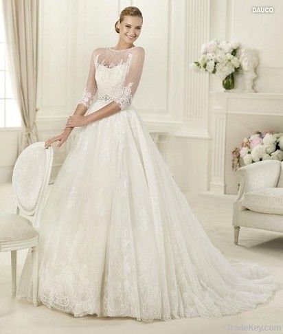 Wholesale - Ruffled Tulle Appliqued Wedding Dress