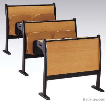 High-quality school desks and chair